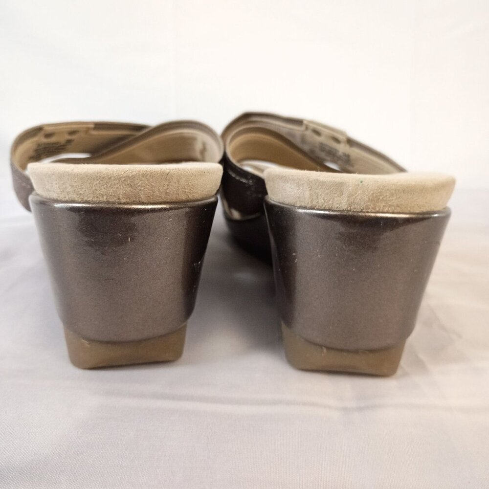 Anne Klein Sport Peggy Wedge Sandals Women Size 9 Bronze Metallic Slide - Picture 10 of 11